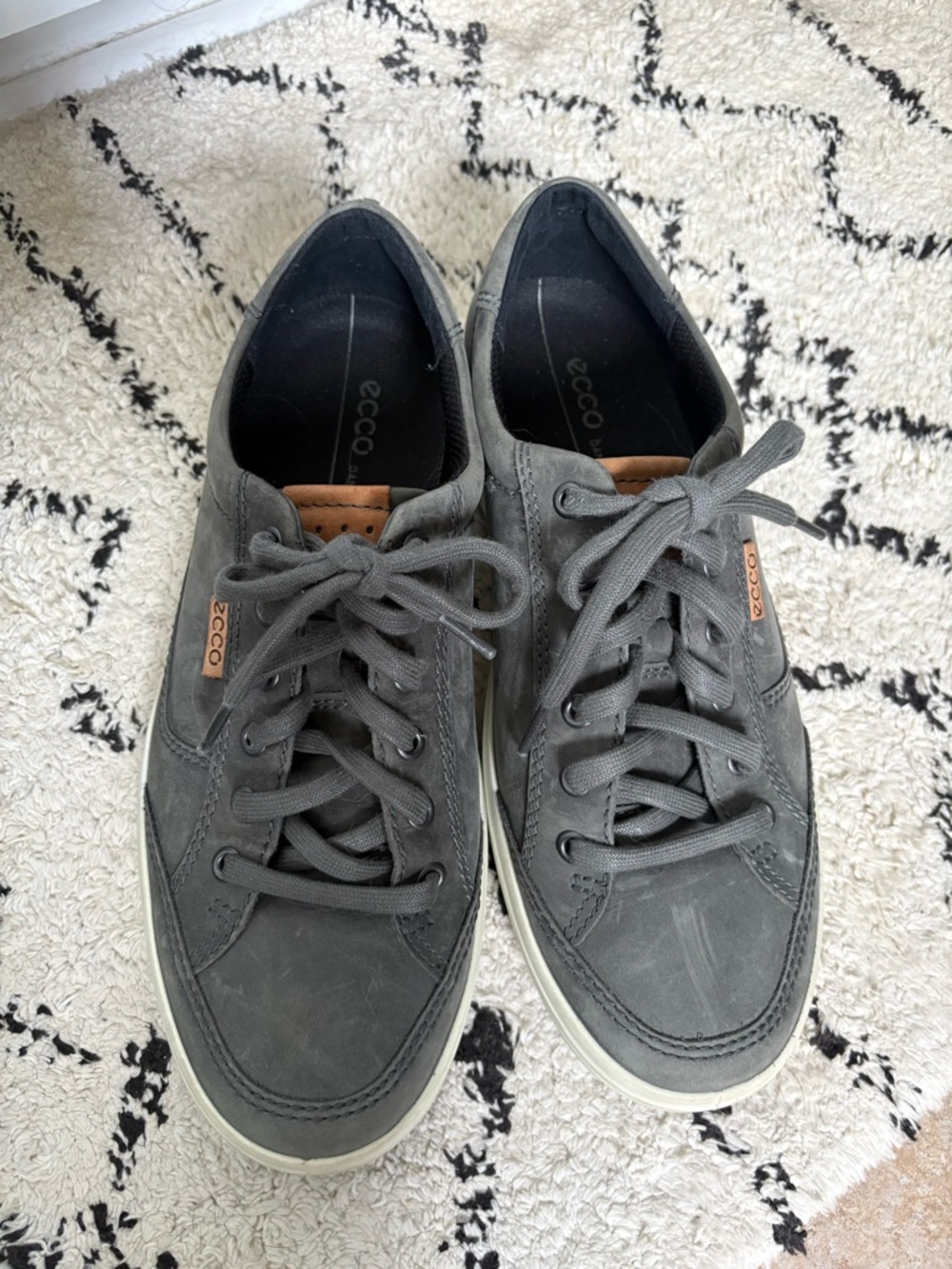 Ecco Mens Soft 7 Sneakers Gray Leather Lace Up Low Top Shoes Size 8 US 42 EU - Picture 2 of 11